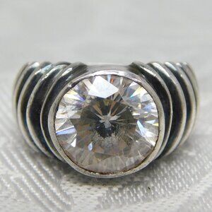 Vintage 925 Sterling Silver & Single CZ Stone Ring